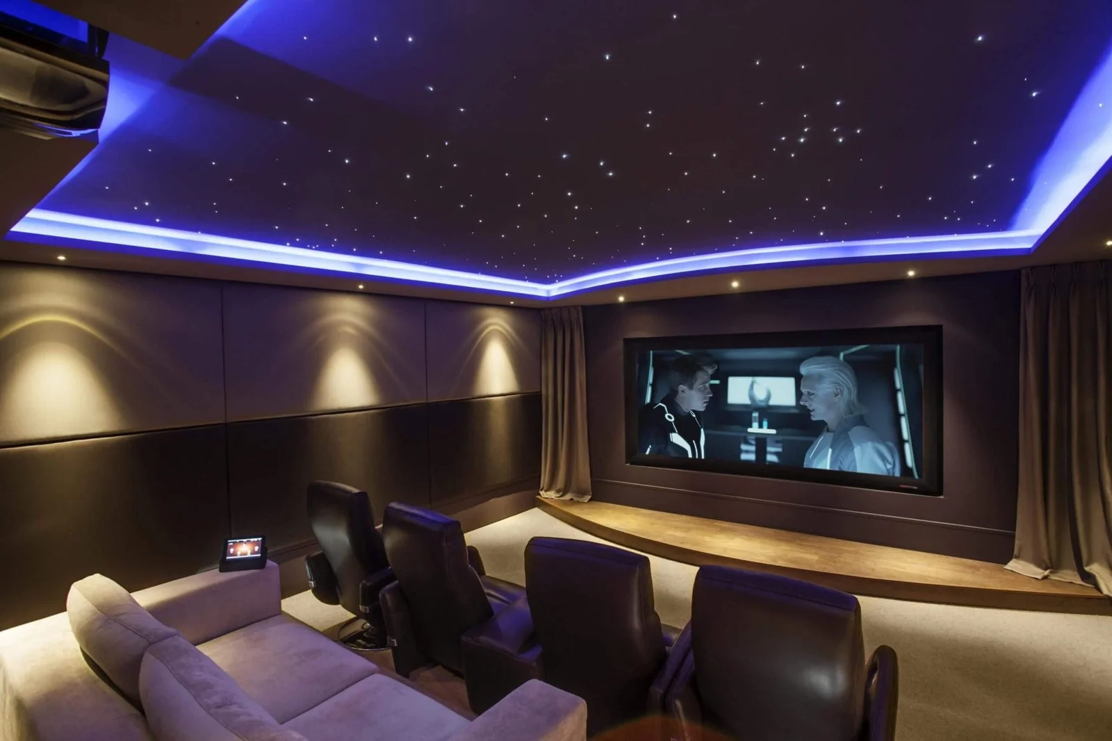 Home Cinema Ses Yalıtımı